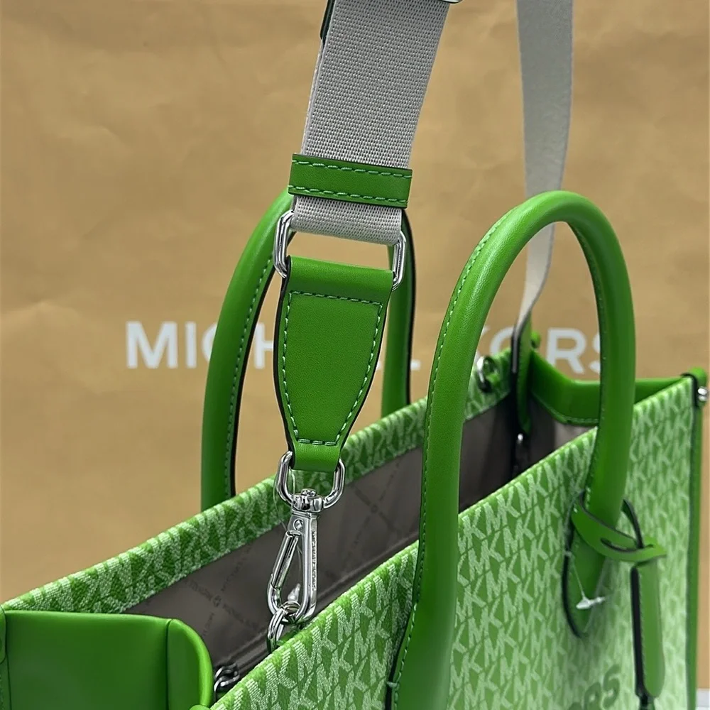 Michael Kors Mirella Medium Ombré Logo Tote Bag
Jungle Green 
NWT - Picture 7 of 15